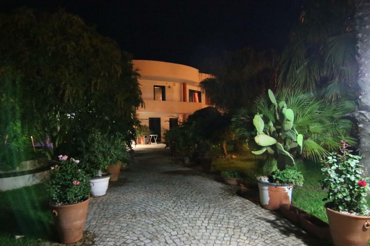 ميليندونيو B & B Paradise المظهر الخارجي الصورة